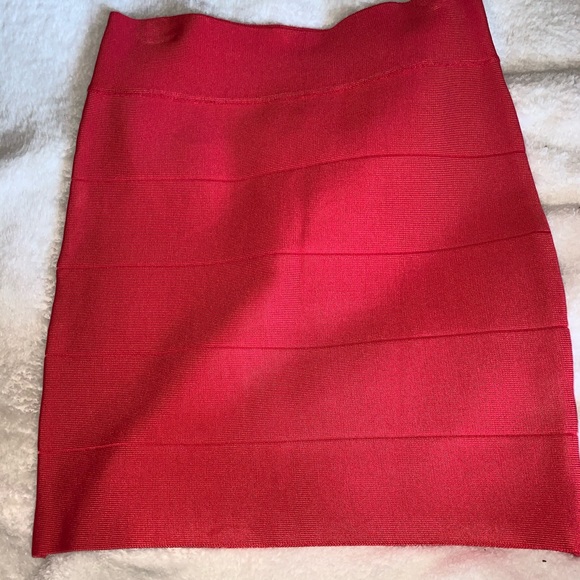 2B Bebe Dresses & Skirts - 2/$30 Bandage style Skirt